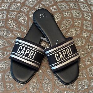 CAPRI a new day Black and White Slide Sandals NEW WITH TAGS